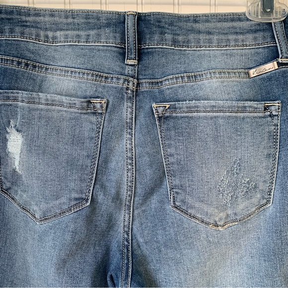 Kancan Distressed Blue Jeans (Size 7/27) 5 pockets with ragged/shredded hem - Picture 8 of 10